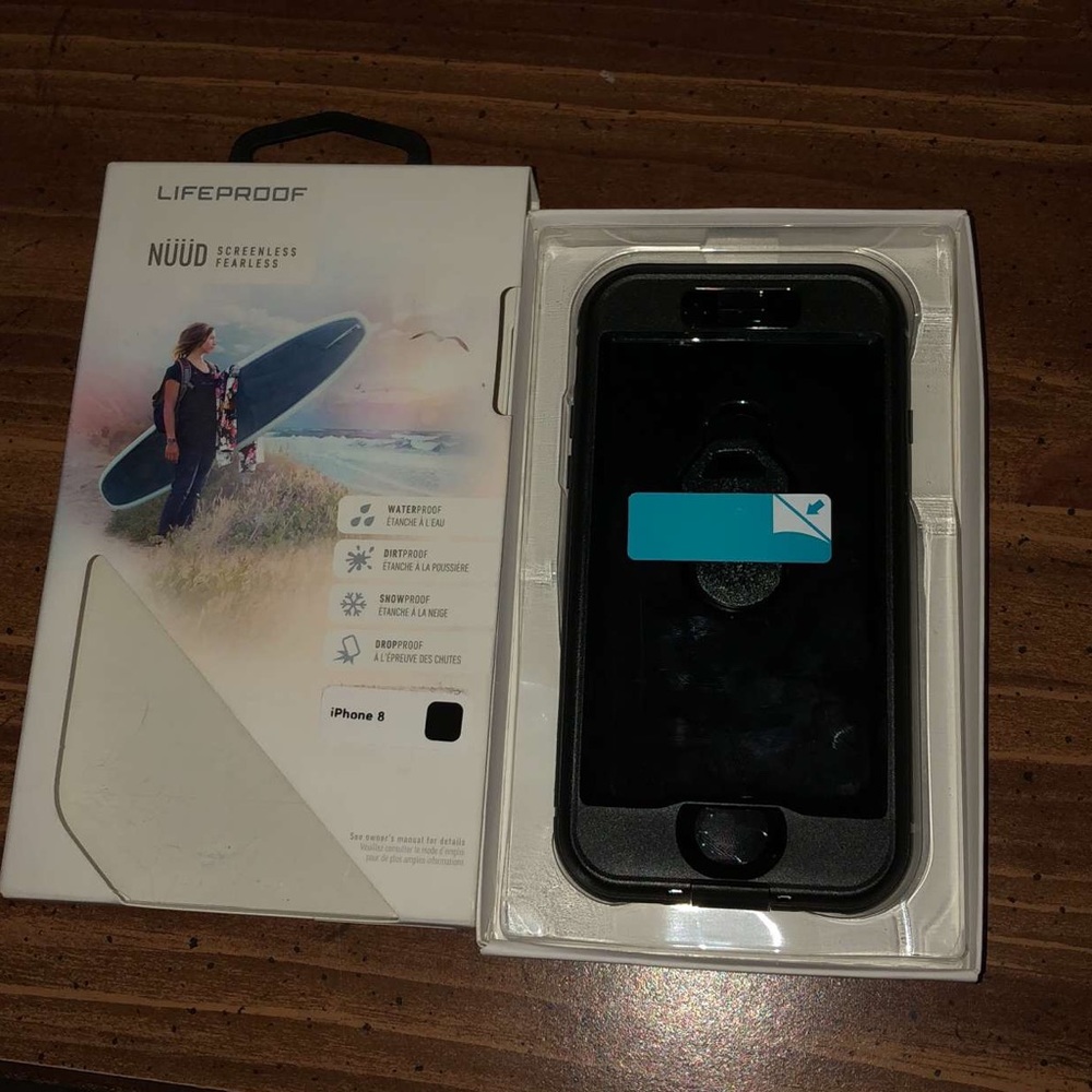 Black IPhone 8 Lifeproof Case for Men or Wowmen